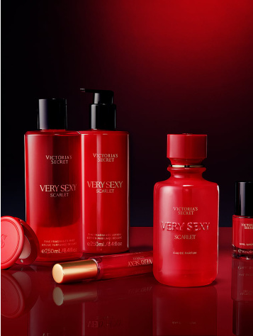 Very Sexy Scarlet Mini Mirisni Sprej za Telo