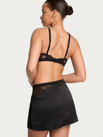 Set- Čipkasti Halter Bralette Sa Sjajnim Bretelama I Mini Suknja